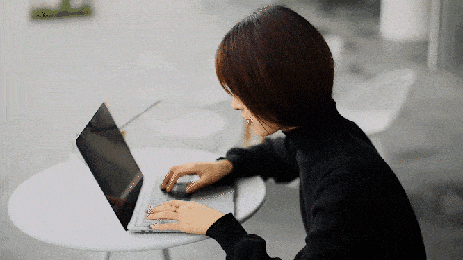 MOFT Stand 隱形筆記本電腦支架｜一秒開合 無需耗時安裝 隨身攜帶 毫無增添負擔